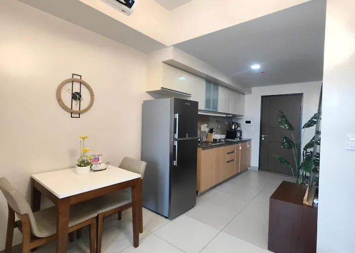 Aparthotel 1br Amazing View In Uptown Bgc By Terravista Manila